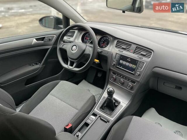 Чорний Фольксваген Гольф, об'ємом двигуна 1.6 л та пробігом 250 тис. км за 9900 $, фото 47 на Automoto.ua