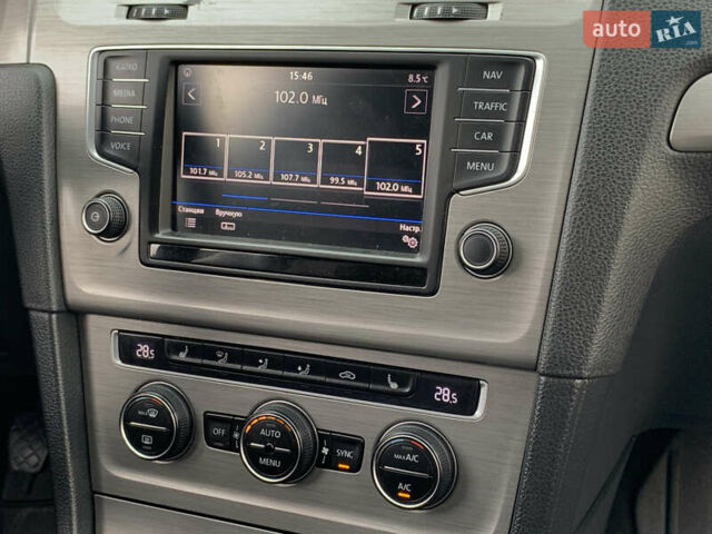 Черный Фольксваген Гольф, объемом двигателя 2 л и пробегом 260 тыс. км за 11399 $, фото 36 на Automoto.ua