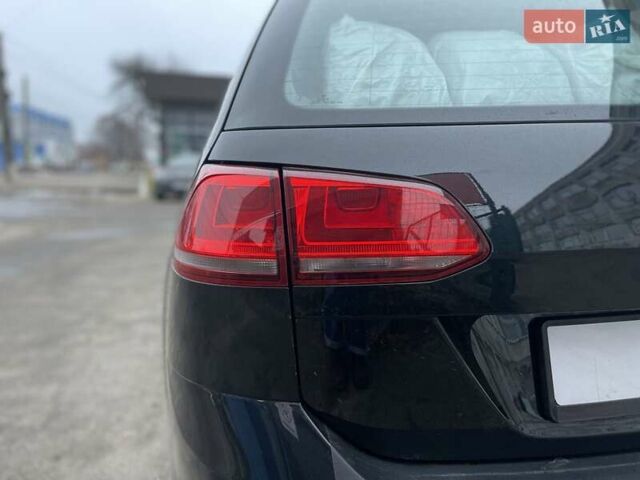 Чорний Фольксваген Гольф, об'ємом двигуна 1.6 л та пробігом 250 тис. км за 9900 $, фото 88 на Automoto.ua