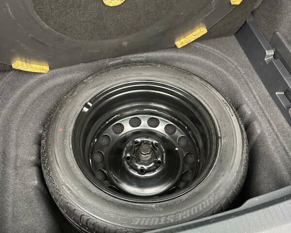 Чорний Фольксваген Гольф, об'ємом двигуна 1.6 л та пробігом 215 тис. км за 12800 $, фото 16 на Automoto.ua