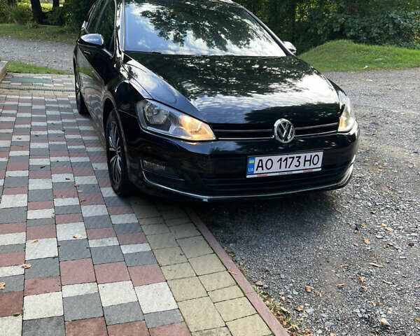 Черный Фольксваген Гольф, объемом двигателя 1.6 л и пробегом 275 тыс. км за 11100 $, фото 9 на Automoto.ua