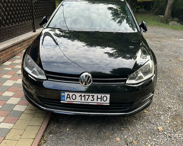 Черный Фольксваген Гольф, объемом двигателя 1.6 л и пробегом 275 тыс. км за 11100 $, фото 4 на Automoto.ua