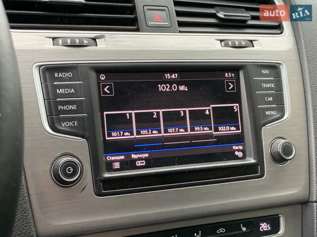 Черный Фольксваген Гольф, объемом двигателя 2 л и пробегом 260 тыс. км за 11399 $, фото 45 на Automoto.ua