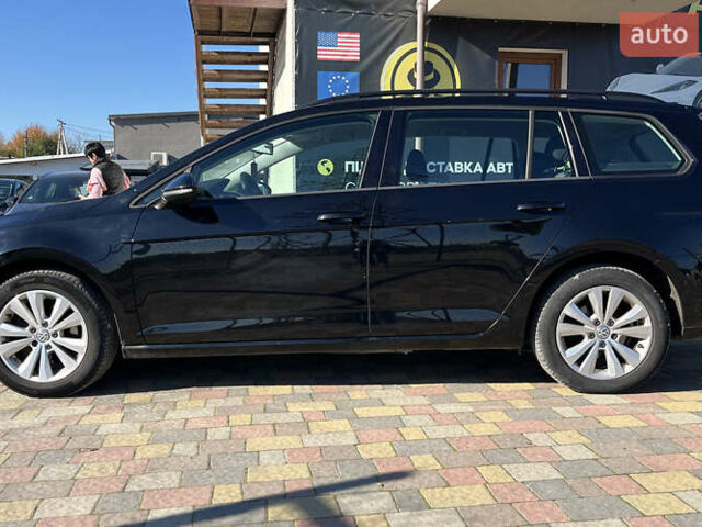 Черный Фольксваген Гольф, объемом двигателя 0 л и пробегом 215 тыс. км за 10300 $, фото 3 на Automoto.ua