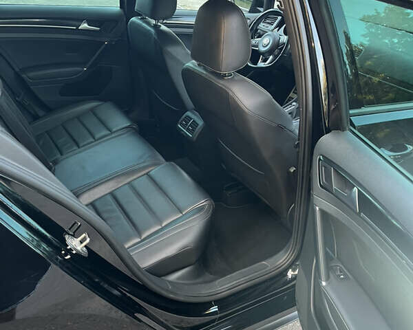 Черный Фольксваген Гольф, объемом двигателя 2 л и пробегом 260 тыс. км за 14500 $, фото 16 на Automoto.ua