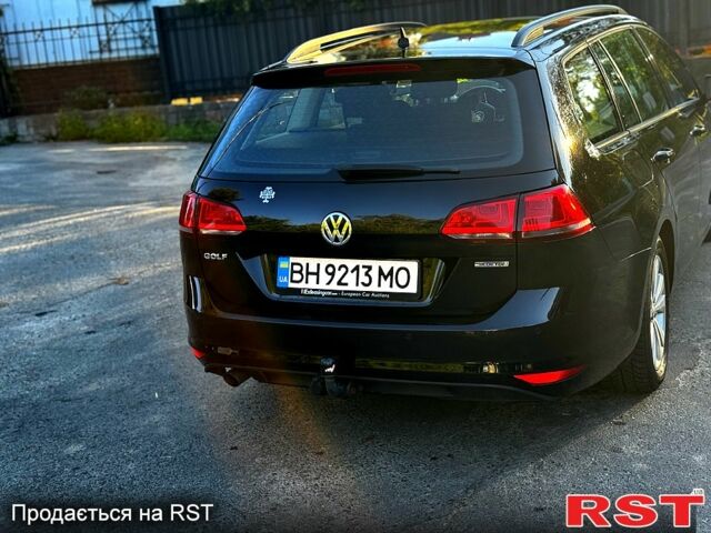 Черный Фольксваген Гольф, объемом двигателя 1.6 л и пробегом 245 тыс. км за 11999 $, фото 4 на Automoto.ua