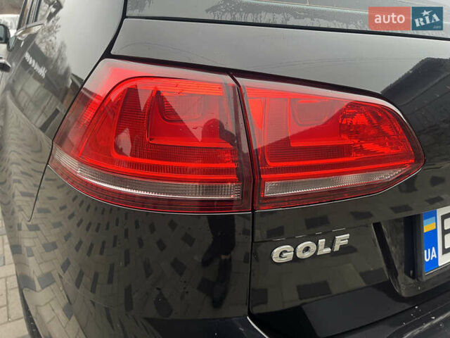 Черный Фольксваген Гольф, объемом двигателя 1.6 л и пробегом 246 тыс. км за 10150 $, фото 12 на Automoto.ua