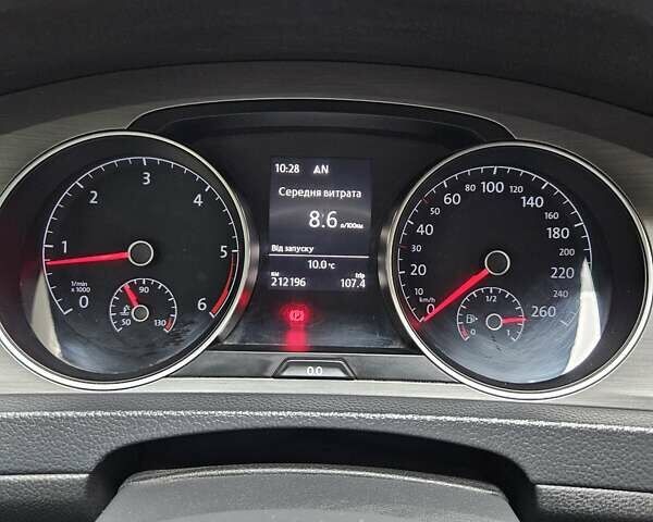 Черный Фольксваген Гольф, объемом двигателя 1.97 л и пробегом 213 тыс. км за 13500 $, фото 17 на Automoto.ua