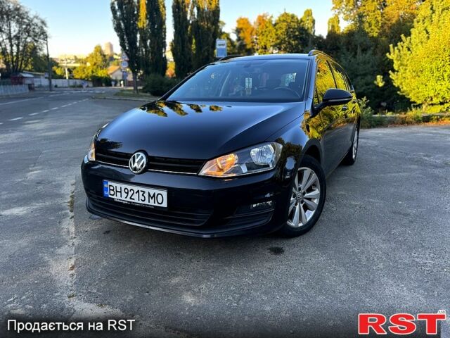 Черный Фольксваген Гольф, объемом двигателя 1.6 л и пробегом 245 тыс. км за 11999 $, фото 1 на Automoto.ua