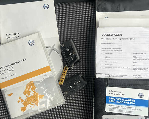 Черный Фольксваген Гольф, объемом двигателя 1.6 л и пробегом 246 тыс. км за 10150 $, фото 33 на Automoto.ua