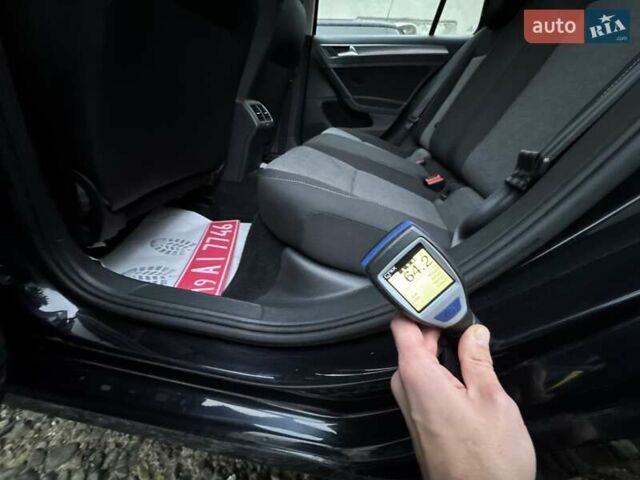 Чорний Фольксваген Гольф, об'ємом двигуна 1.6 л та пробігом 250 тис. км за 9900 $, фото 99 на Automoto.ua