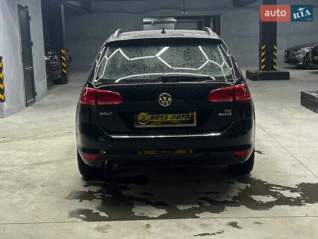 Черный Фольксваген Гольф, объемом двигателя 1.6 л и пробегом 187 тыс. км за 13000 $, фото 4 на Automoto.ua