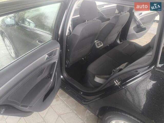 Фольксваген Гольф 2016 в Золотоноше на Automoto.ua Черный Фольксваген Гольф, объемом двигателя 1.6 л и пробегом 250 тыс. км за 13800 $, фото 11 на Automoto.ua