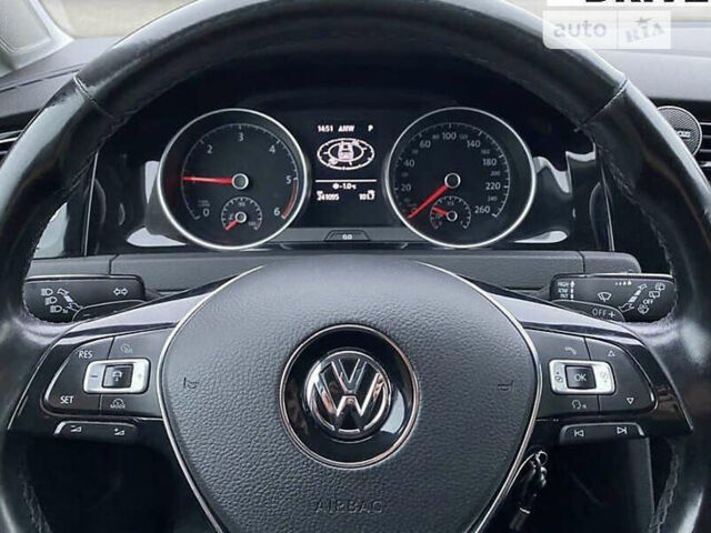 Черный Фольксваген Гольф, объемом двигателя 2 л и пробегом 283 тыс. км за 12150 $, фото 15 на Automoto.ua