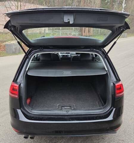 Черный Фольксваген Гольф, объемом двигателя 1.8 л и пробегом 146 тыс. км за 10800 $, фото 5 на Automoto.ua