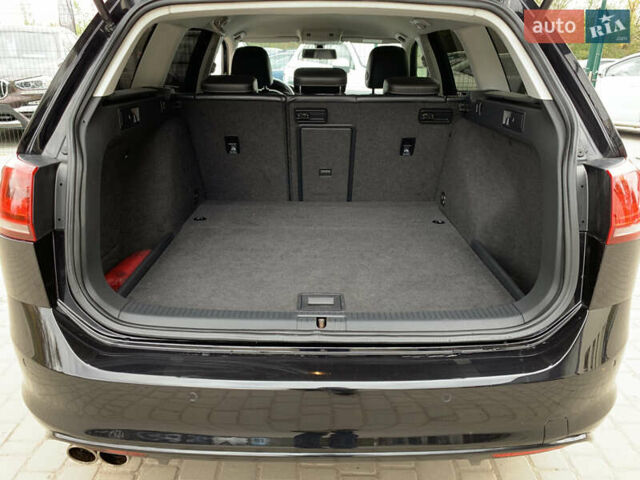 Черный Фольксваген Гольф, объемом двигателя 2 л и пробегом 260 тыс. км за 11399 $, фото 27 на Automoto.ua