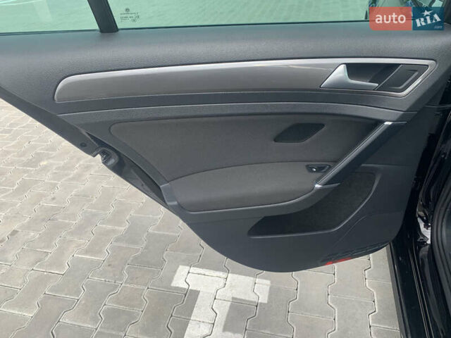 Черный Фольксваген Гольф, объемом двигателя 2 л и пробегом 187 тыс. км за 12500 $, фото 13 на Automoto.ua