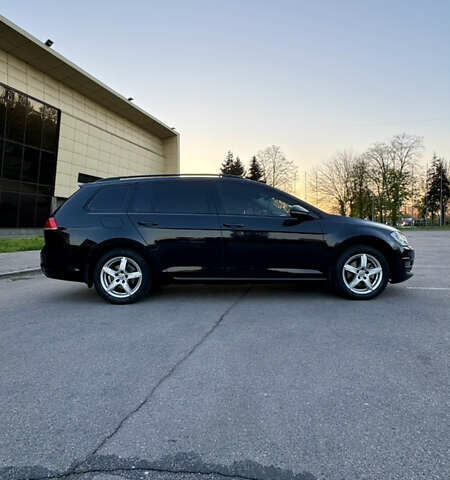 Черный Фольксваген Гольф, объемом двигателя 1.6 л и пробегом 204 тыс. км за 11000 $, фото 5 на Automoto.ua