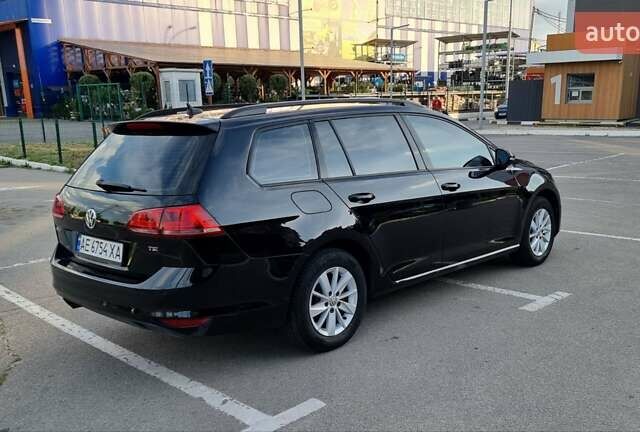 Черный Фольксваген Гольф, объемом двигателя 1.8 л и пробегом 174 тыс. км за 9200 $, фото 5 на Automoto.ua