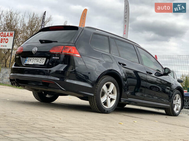 Черный Фольксваген Гольф, объемом двигателя 2 л и пробегом 260 тыс. км за 11399 $, фото 13 на Automoto.ua