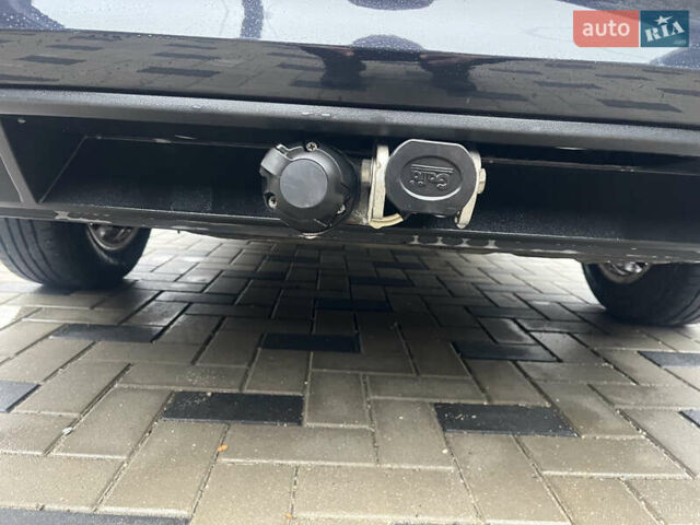 Черный Фольксваген Гольф, объемом двигателя 1.6 л и пробегом 246 тыс. км за 10150 $, фото 6 на Automoto.ua