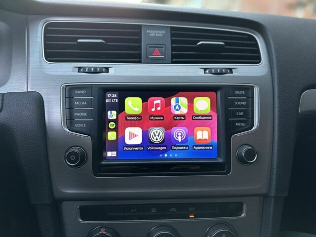 Черный Фольксваген Гольф, объемом двигателя 1.8 л и пробегом 99 тыс. км за 11999 $, фото 14 на Automoto.ua