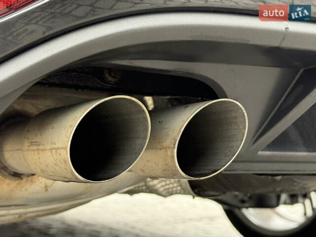 Черный Фольксваген Гольф, объемом двигателя 2 л и пробегом 236 тыс. км за 12450 $, фото 8 на Automoto.ua