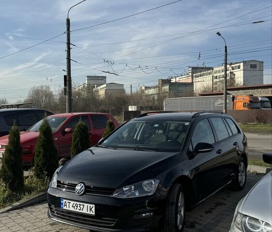 Черный Фольксваген Гольф, объемом двигателя 1.6 л и пробегом 230 тыс. км за 10800 $, фото 1 на Automoto.ua