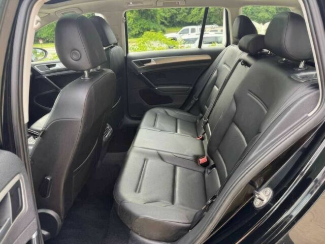 Чорний Фольксваген Гольф, об'ємом двигуна 1.8 л та пробігом 72 тис. км за 9000 $, фото 8 на Automoto.ua