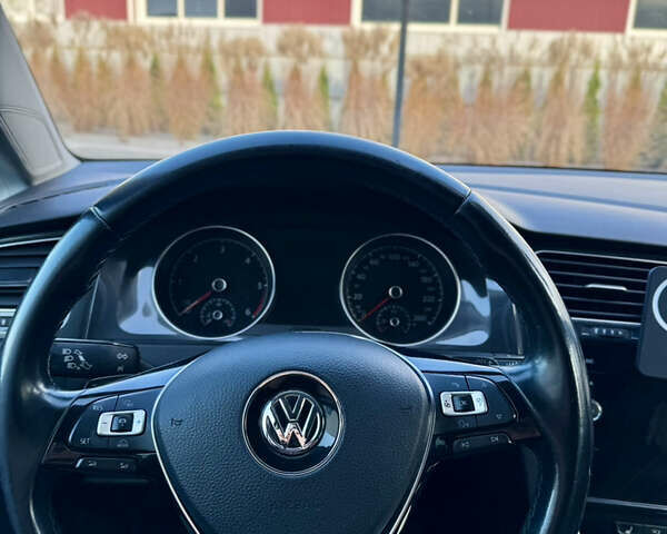 Черный Фольксваген Гольф, объемом двигателя 1.6 л и пробегом 245 тыс. км за 13500 $, фото 35 на Automoto.ua