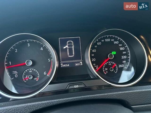 Черный Фольксваген Гольф, объемом двигателя 1.6 л и пробегом 240 тыс. км за 13200 $, фото 2 на Automoto.ua