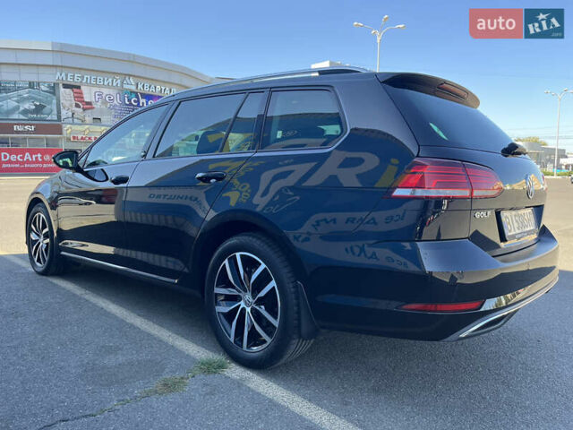 Черный Фольксваген Гольф, объемом двигателя 1.6 л и пробегом 224 тыс. км за 13000 $, фото 13 на Automoto.ua