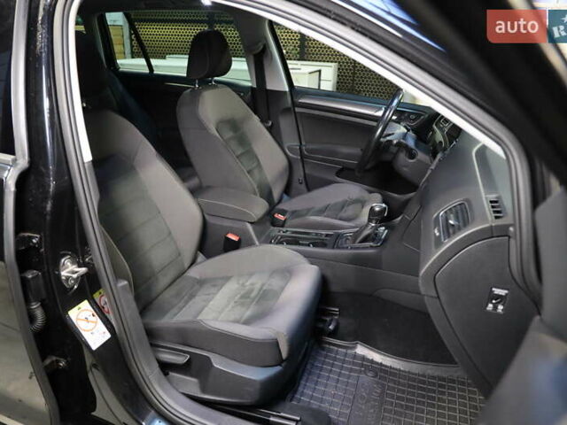 Чорний Фольксваген Гольф, об'ємом двигуна 1.6 л та пробігом 194 тис. км за 14800 $, фото 35 на Automoto.ua