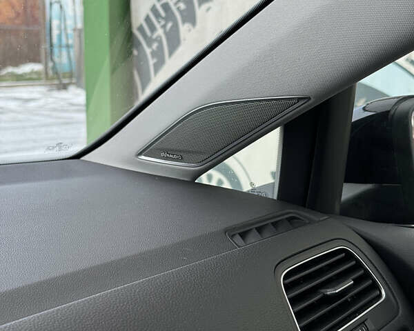 Чорний Фольксваген Гольф, об'ємом двигуна 1.6 л та пробігом 219 тис. км за 13700 $, фото 10 на Automoto.ua