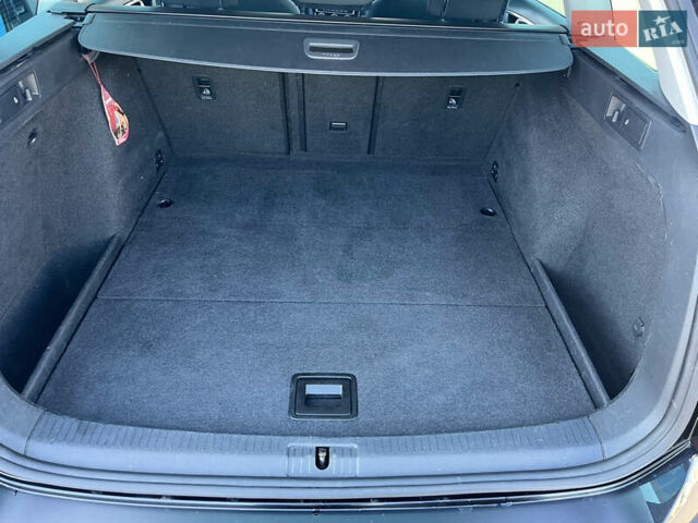 Черный Фольксваген Гольф, объемом двигателя 1.6 л и пробегом 224 тыс. км за 13000 $, фото 38 на Automoto.ua