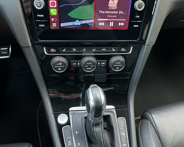 Черный Фольксваген Гольф, объемом двигателя 2 л и пробегом 260 тыс. км за 14900 $, фото 17 на Automoto.ua