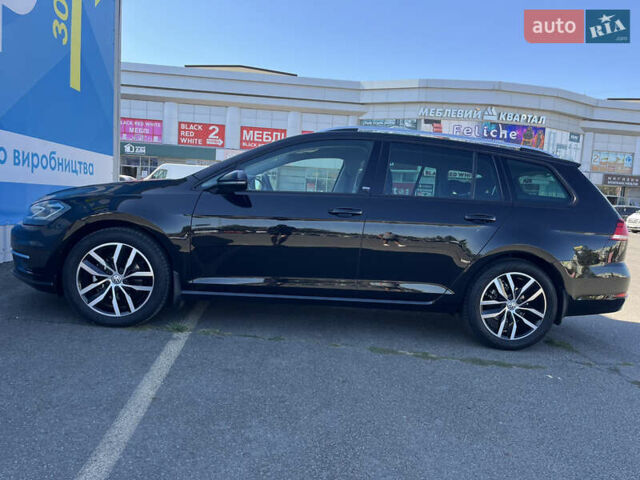 Черный Фольксваген Гольф, объемом двигателя 1.6 л и пробегом 224 тыс. км за 13000 $, фото 17 на Automoto.ua