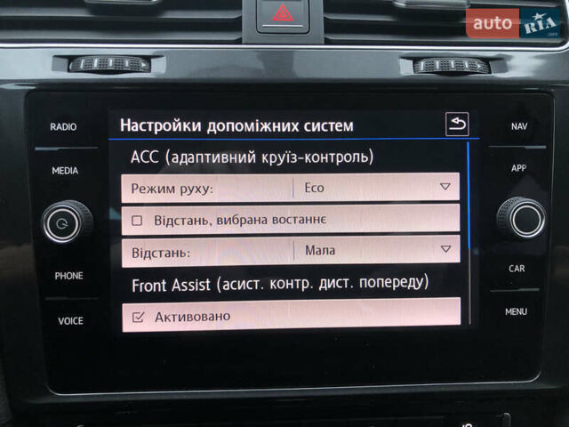 Черный Фольксваген Гольф, объемом двигателя 1.6 л и пробегом 224 тыс. км за 13650 $, фото 28 на Automoto.ua