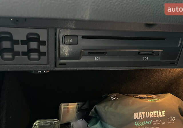 Черный Фольксваген Гольф, объемом двигателя 1.6 л и пробегом 248 тыс. км за 15800 $, фото 31 на Automoto.ua