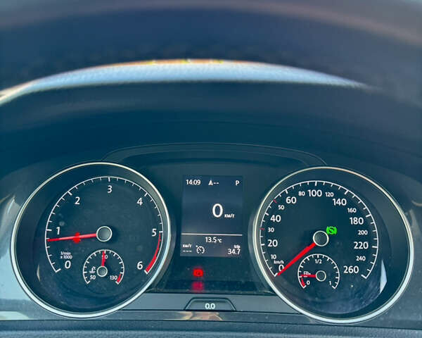 Черный Фольксваген Гольф, объемом двигателя 1.6 л и пробегом 245 тыс. км за 13500 $, фото 41 на Automoto.ua