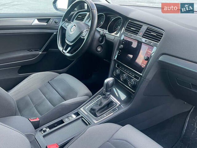 Чорний Фольксваген Гольф, об'ємом двигуна 1.6 л та пробігом 280 тис. км за 12500 $, фото 8 на Automoto.ua