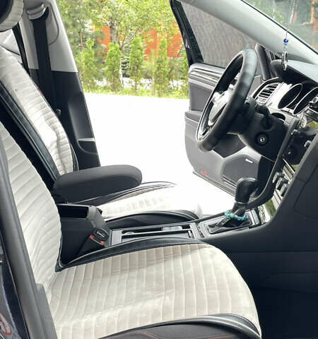 Черный Фольксваген Гольф, объемом двигателя 1.6 л и пробегом 248 тыс. км за 15800 $, фото 16 на Automoto.ua