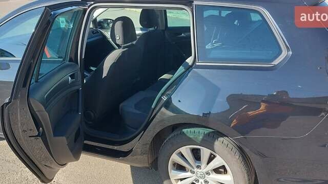 Чорний Фольксваген Гольф, об'ємом двигуна 1.6 л та пробігом 217 тис. км за 15600 $, фото 20 на Automoto.ua