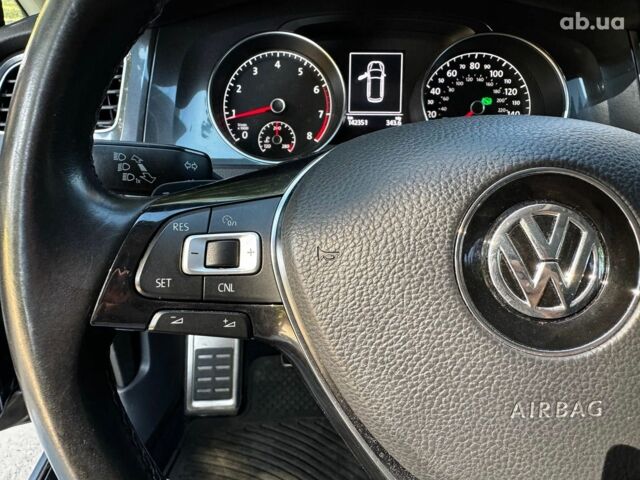 Черный Фольксваген Гольф, объемом двигателя 1.8 л и пробегом 142 тыс. км за 15690 $, фото 15 на Automoto.ua