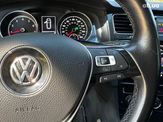 Черный Фольксваген Гольф, объемом двигателя 1.8 л и пробегом 142 тыс. км за 15690 $, фото 16 на Automoto.ua