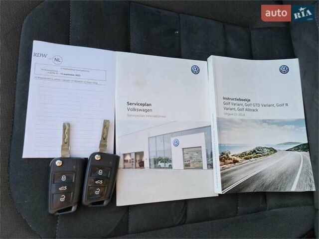 Чорний Фольксваген Гольф, об'ємом двигуна 1.6 л та пробігом 217 тис. км за 15600 $, фото 34 на Automoto.ua