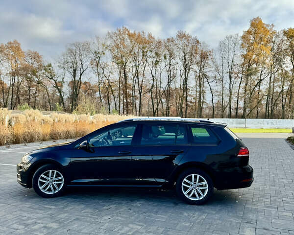 Черный Фольксваген Гольф, объемом двигателя 1.6 л и пробегом 245 тыс. км за 13500 $, фото 19 на Automoto.ua