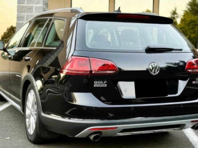 Черный Фольксваген Гольф, объемом двигателя 1.8 л и пробегом 53 тыс. км за 8400 $, фото 5 на Automoto.ua