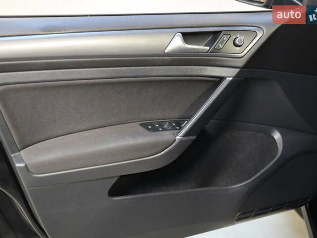 Чорний Фольксваген Гольф, об'ємом двигуна 1.6 л та пробігом 194 тис. км за 14800 $, фото 10 на Automoto.ua