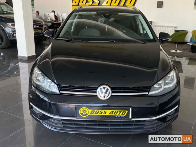 Черный Фольксваген Гольф, объемом двигателя 1.6 л и пробегом 229 тыс. км за 15000 $, фото 1 на Automoto.ua